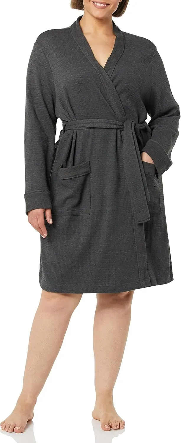 Amazon Essentials Women's Lightweight Waffle Mid-Length Robe (Available in Plus Size)