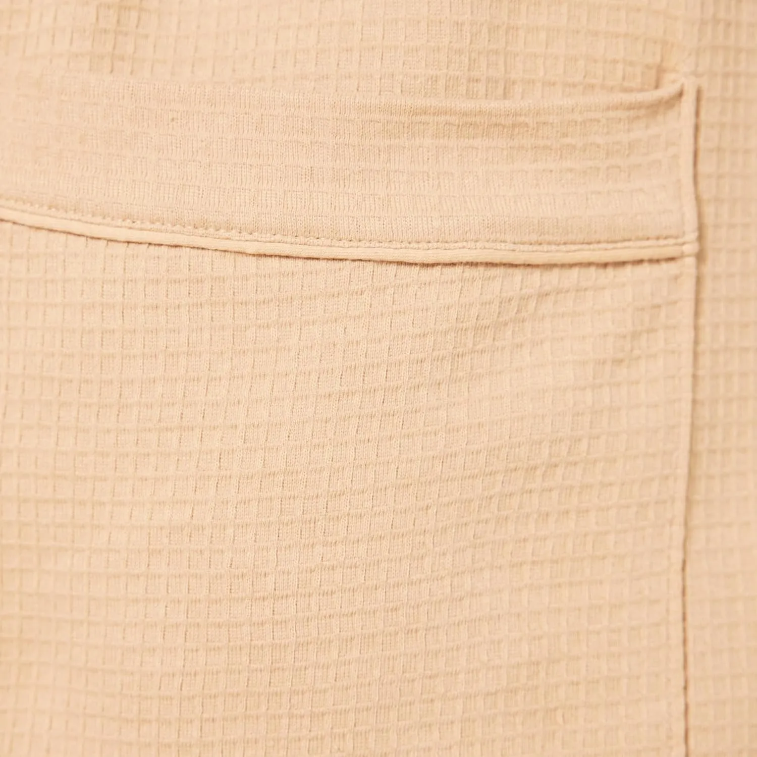 Amazon Essentials Women's Lightweight Waffle Mid-Length Robe (Available in Plus Size)