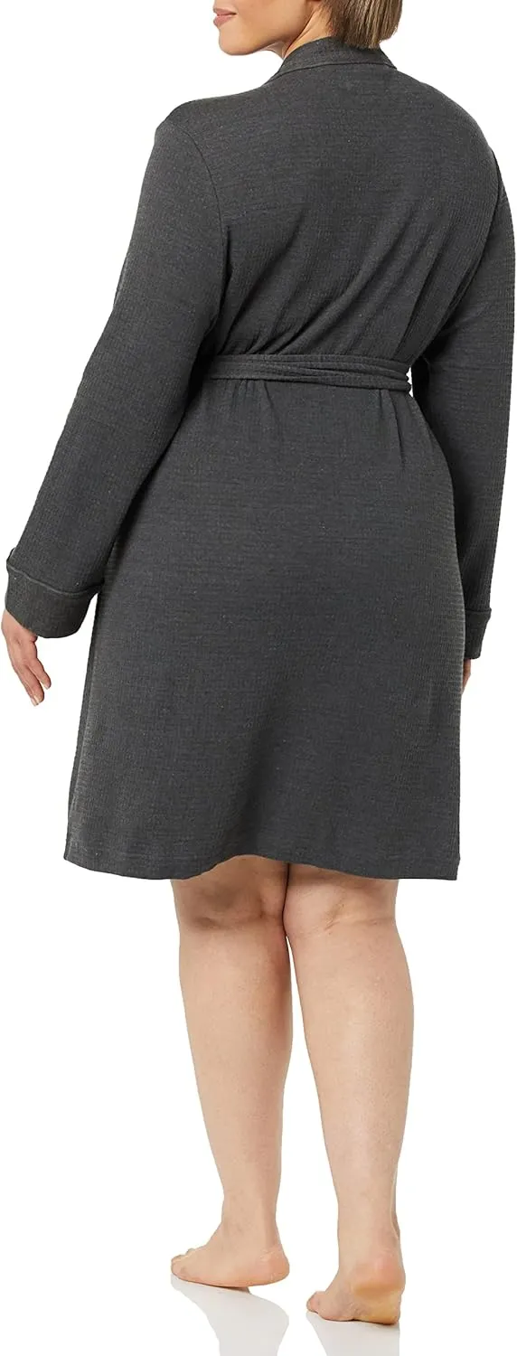Amazon Essentials Women's Lightweight Waffle Mid-Length Robe (Available in Plus Size)