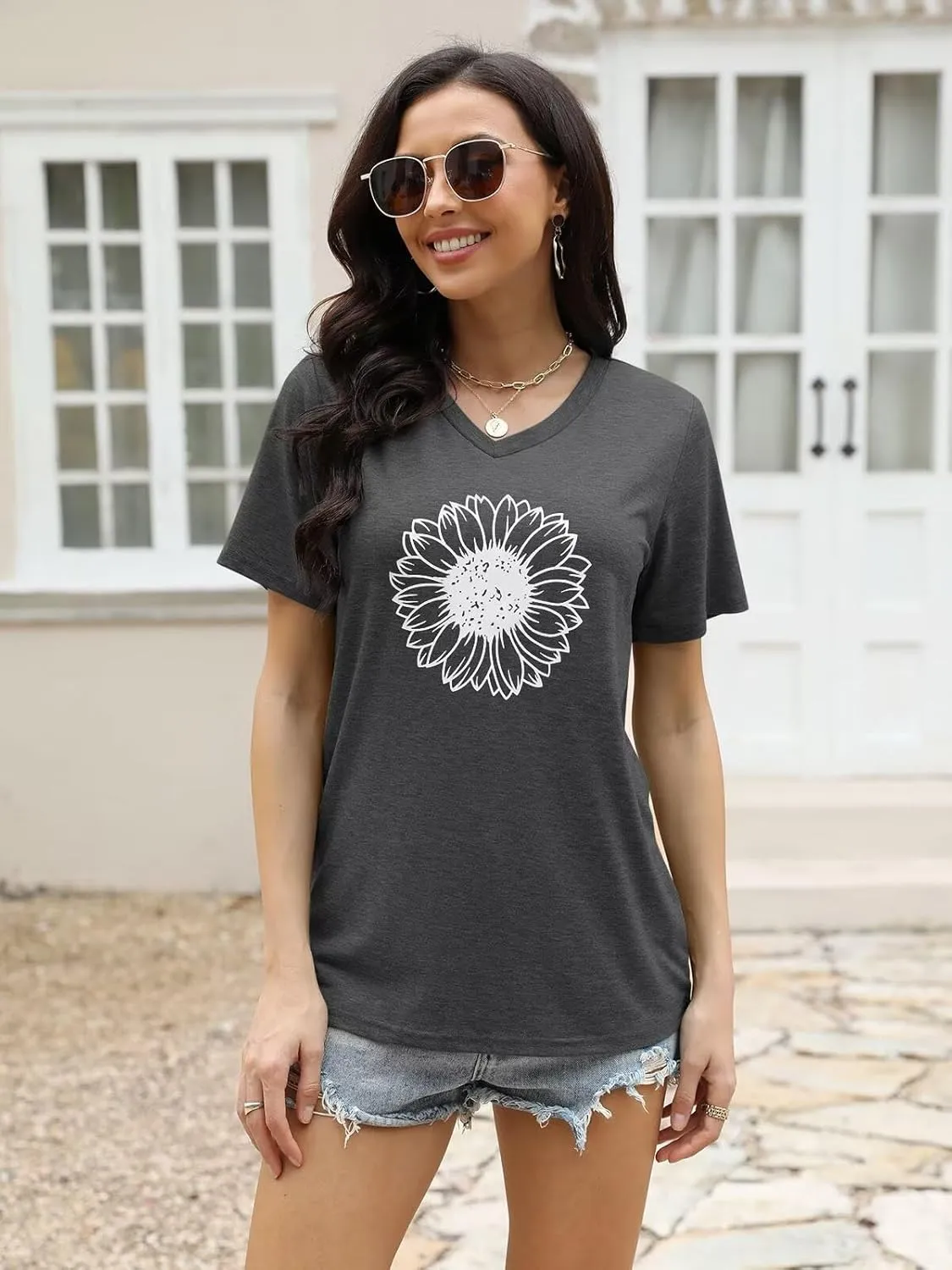 EADINVE Women's Short Sleeve V Neck Sunflower Graphic Printed Summer Tee Vintage T Shirt Cotton Tops Novelty Cool Shirt